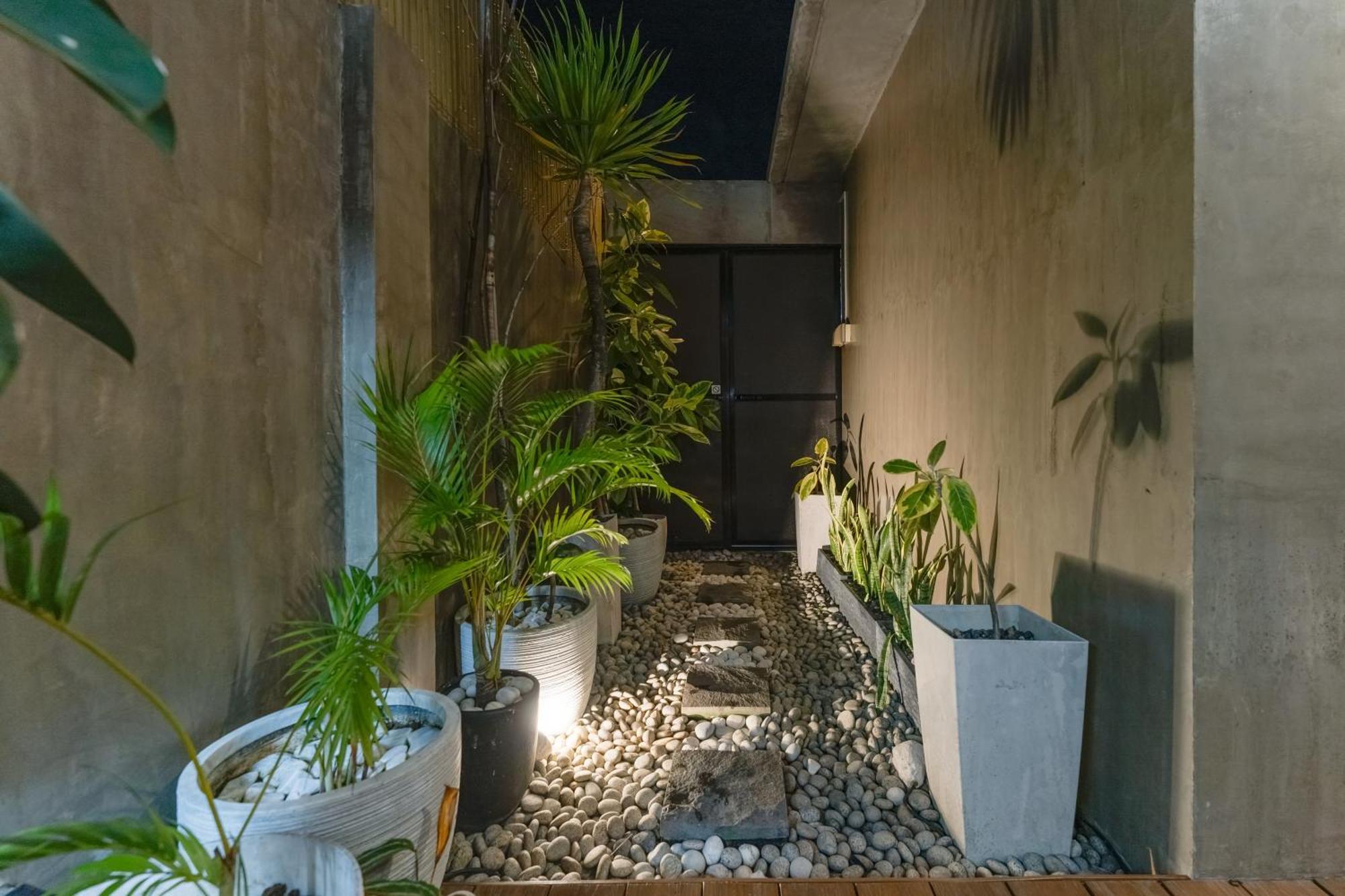 Isla Villa 1 Amazing Waterfall Pool House Near Beach, Bars & Restaurants Lapu-Lapu City Bagian luar foto